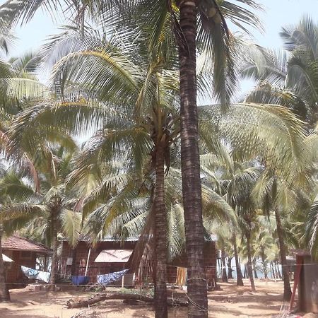 Hotel Chintamani Beach House Mālvan Exterior foto